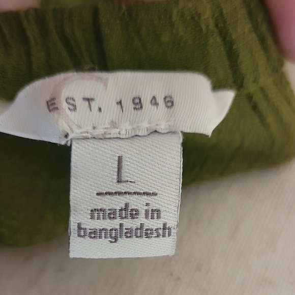 Elegant Olive Off-Shoulder Blouse - Picture 2 of 4